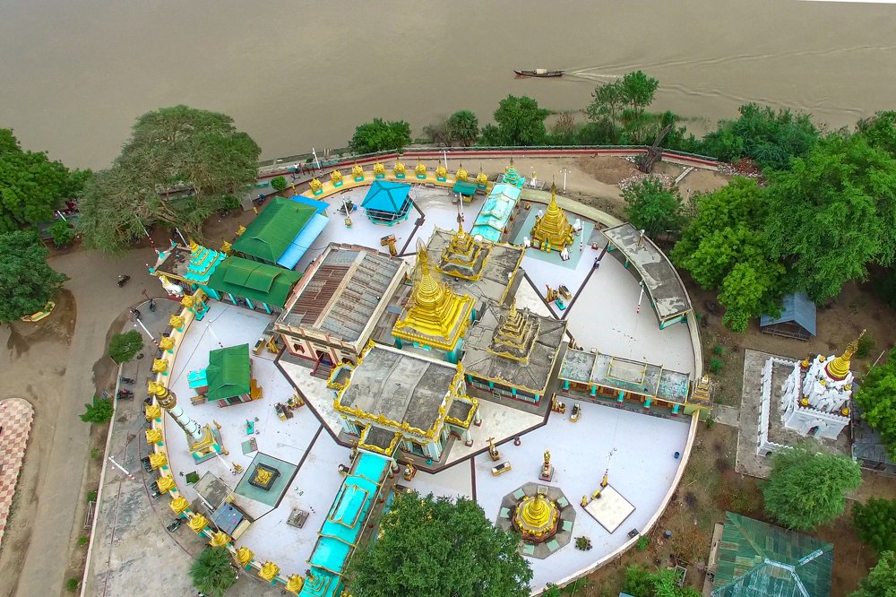 Photograph by Phyo Moe