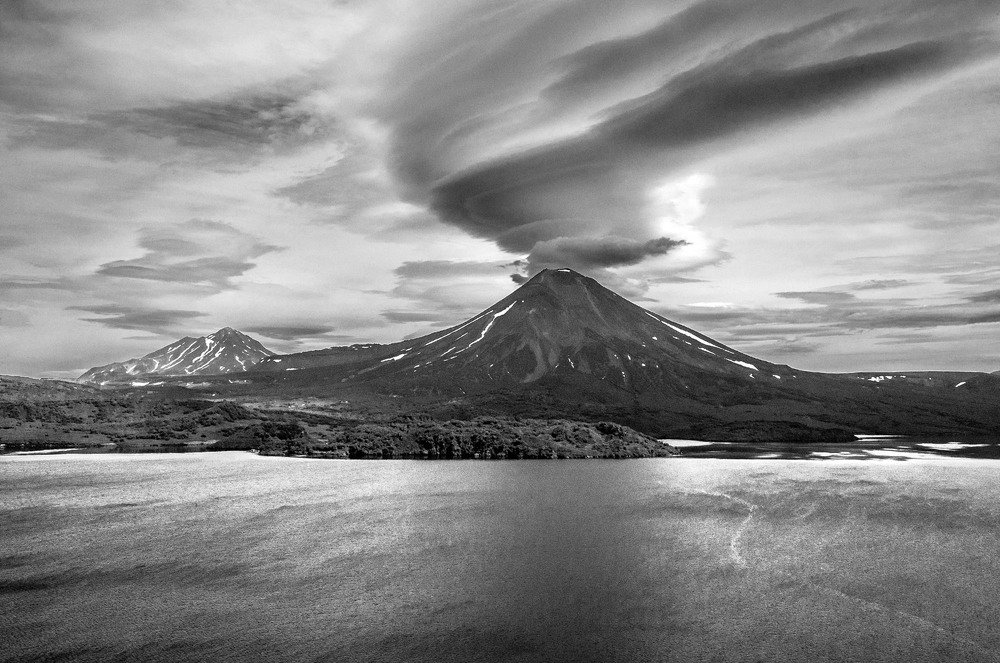 Вулкан Ильинский.Курильское озеро. Камчатка