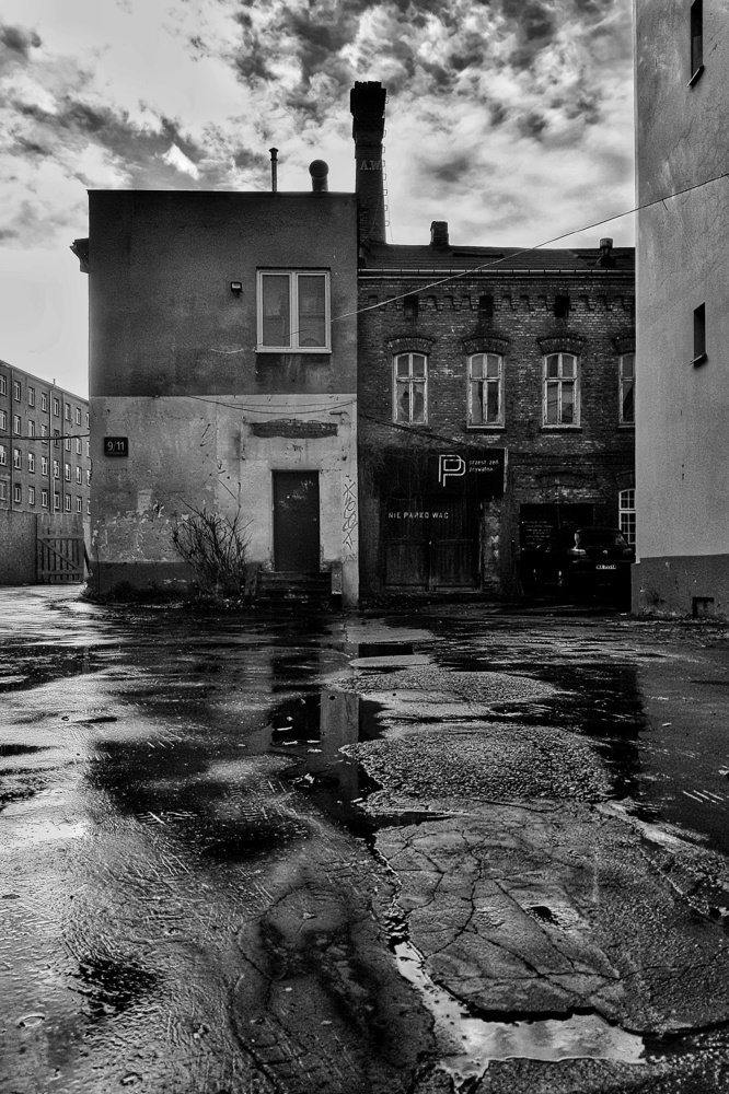 Photograph by Marcin Sokolowski - maarew