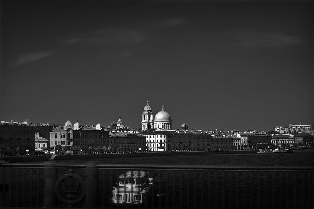 Санкт-Петербург .