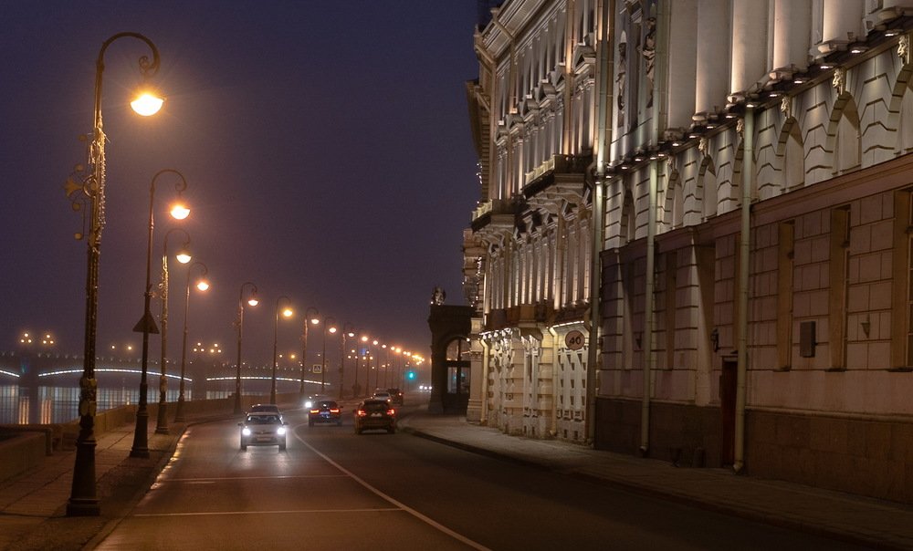 Фонари на набережной