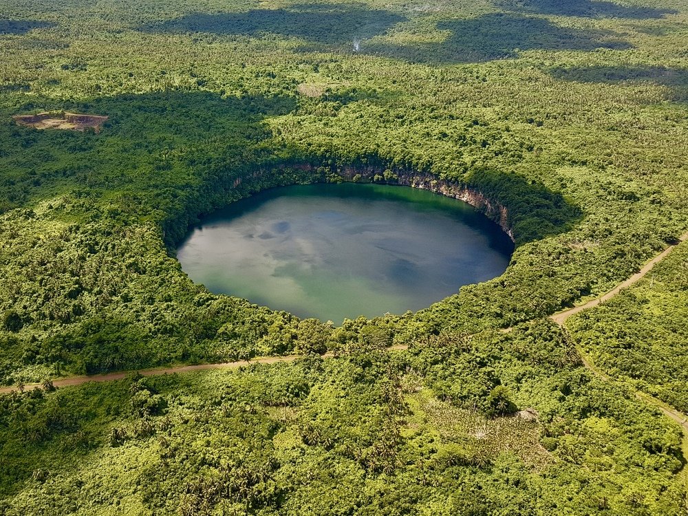 Photograph by Serge Melesan