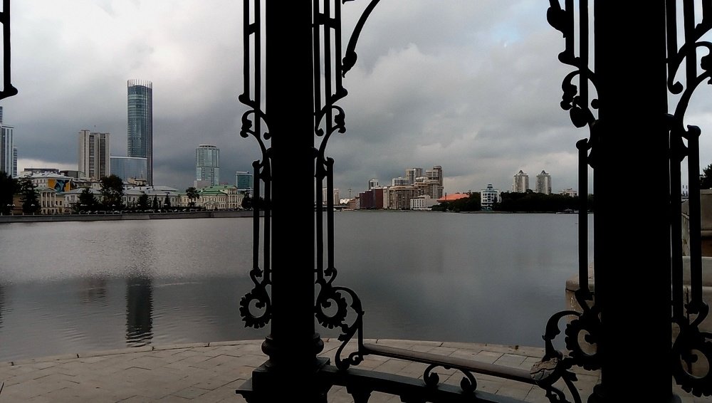 Городские кружева.