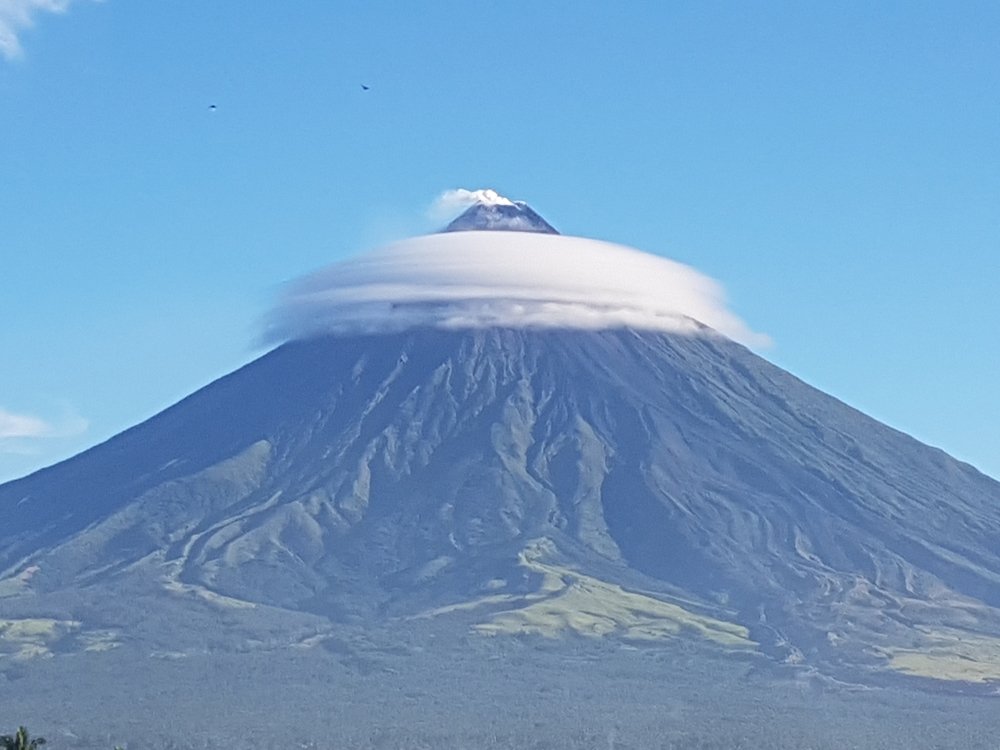 Cloud-ring on  Mayon Volcano