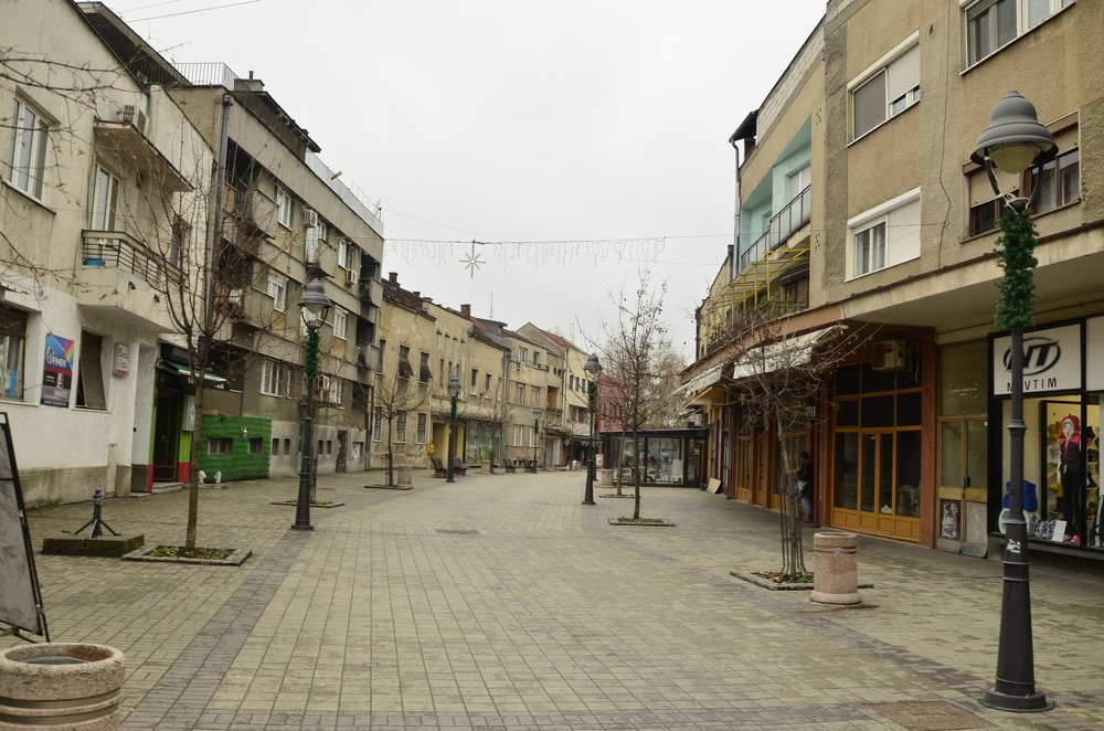 Хмурый сквер