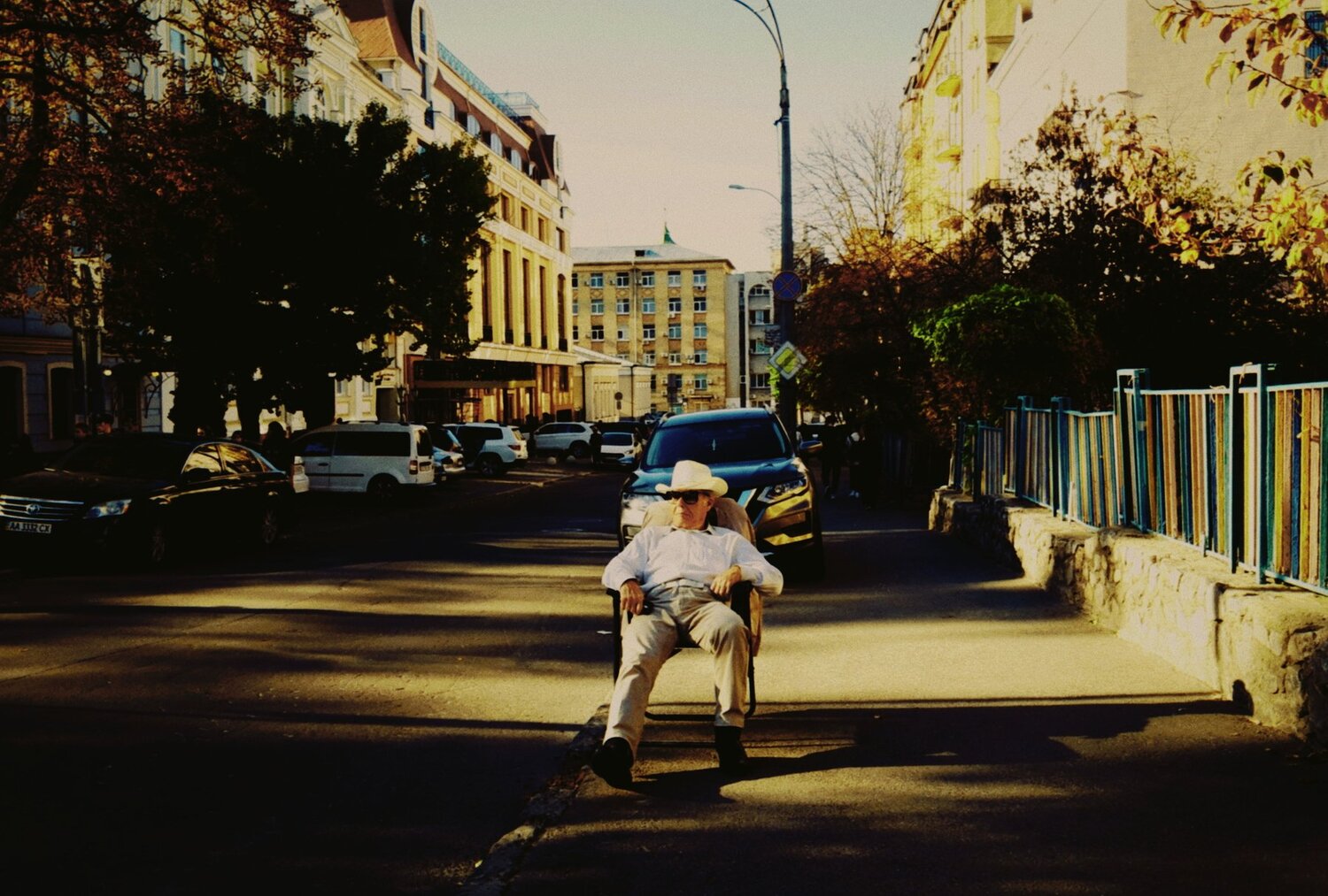 Man in the moddle of a street