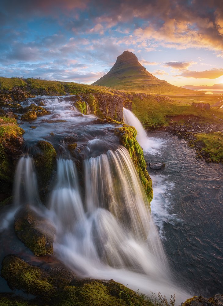 Рассвет у горы Kirkjufell