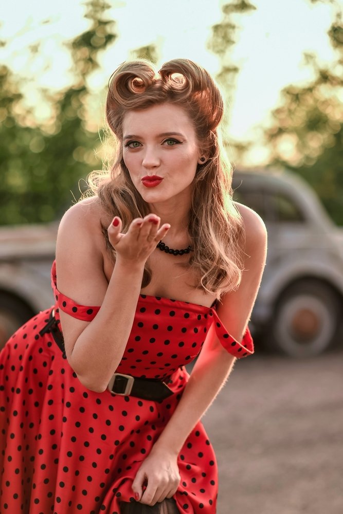 Pin-Up. Nika.