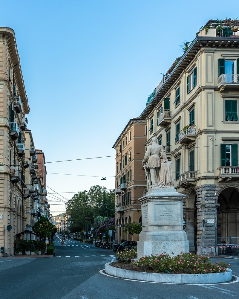 Фотография автора Виктор Максимов