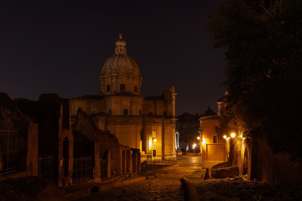 Ночной Рим