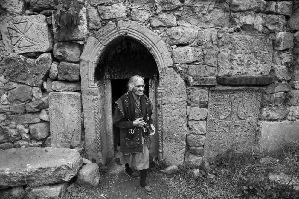 Прихожанка старой церкви