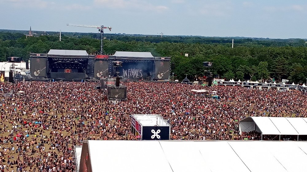 Photograph by Kandubasha