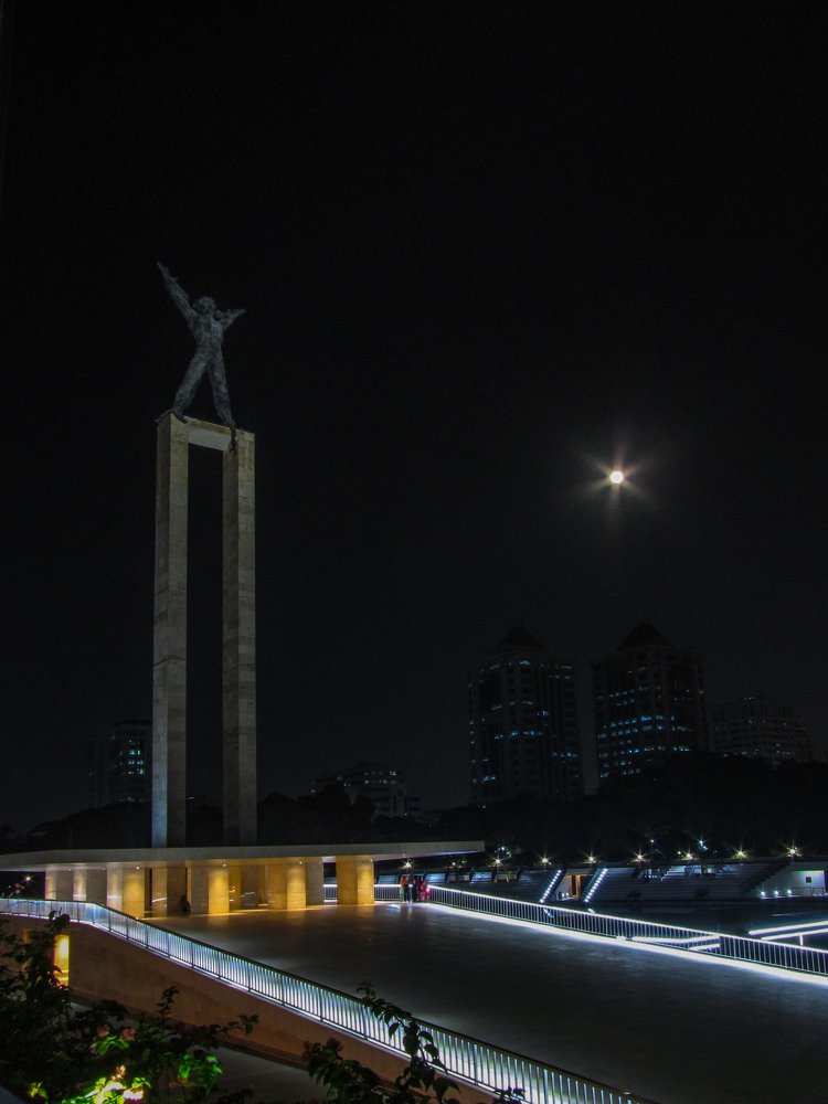 Photograph by Albert Maramis