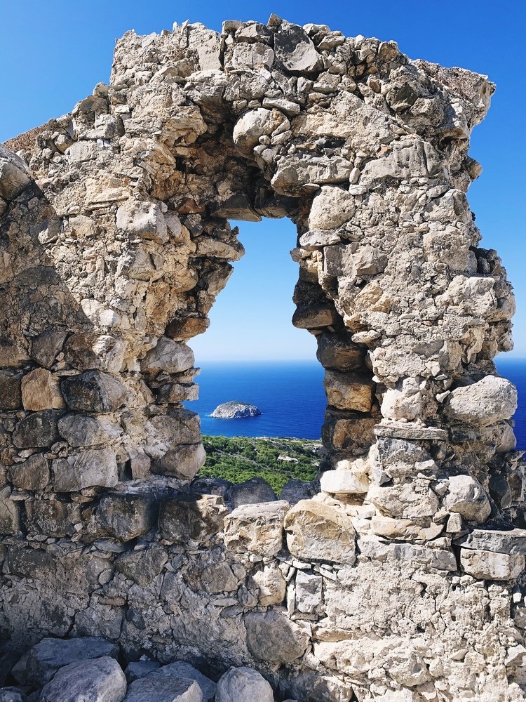 Окно из Родоса