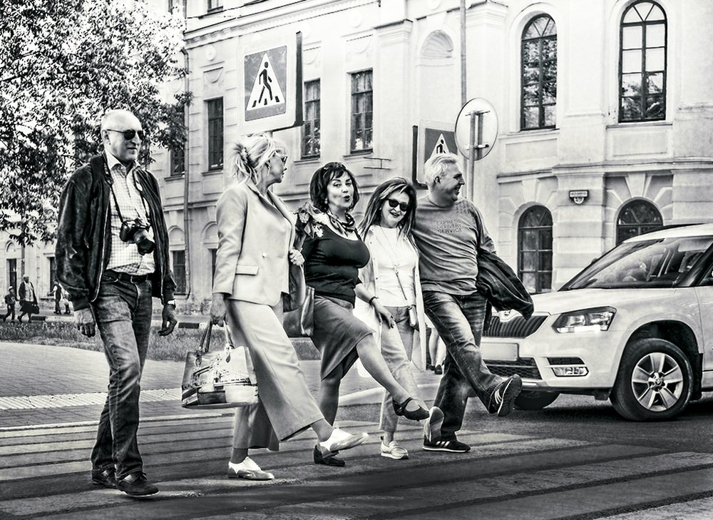 А нам все равно...