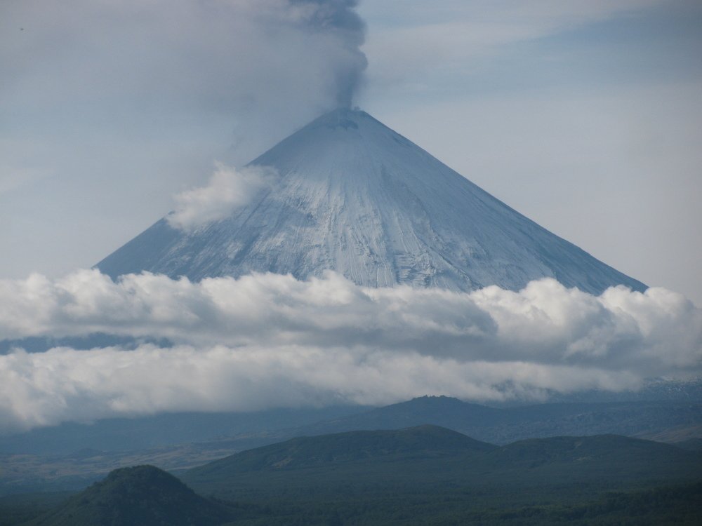Вулкан Ключевская сопка
