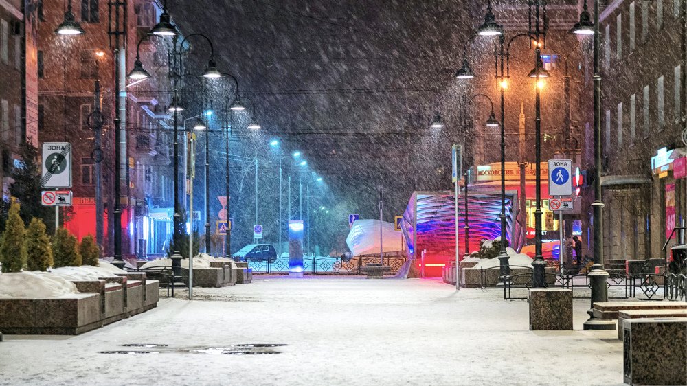А снег идет...(Snow is falling...)