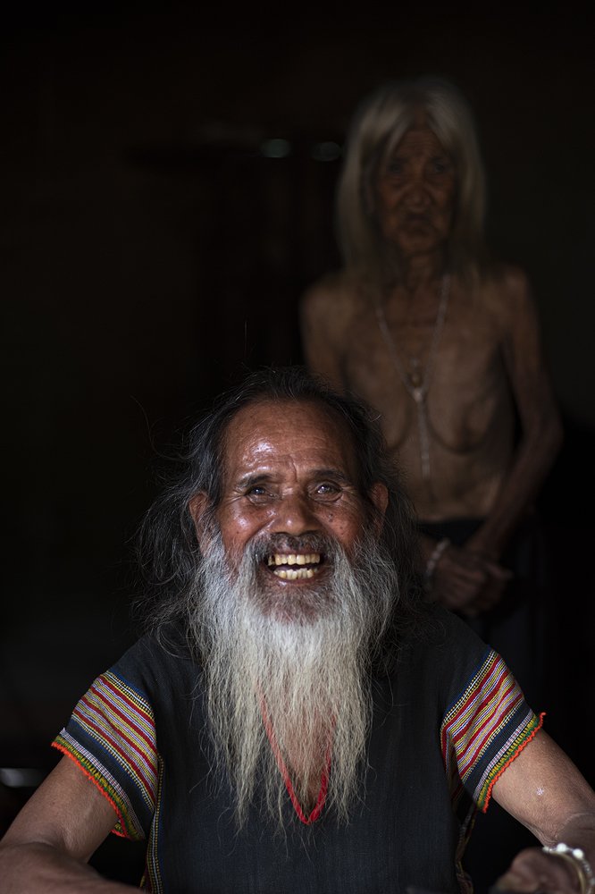 A’Dip 79 tuổi và Chị