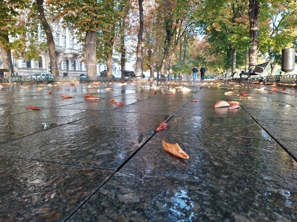 Photograph by Yurii Tofan