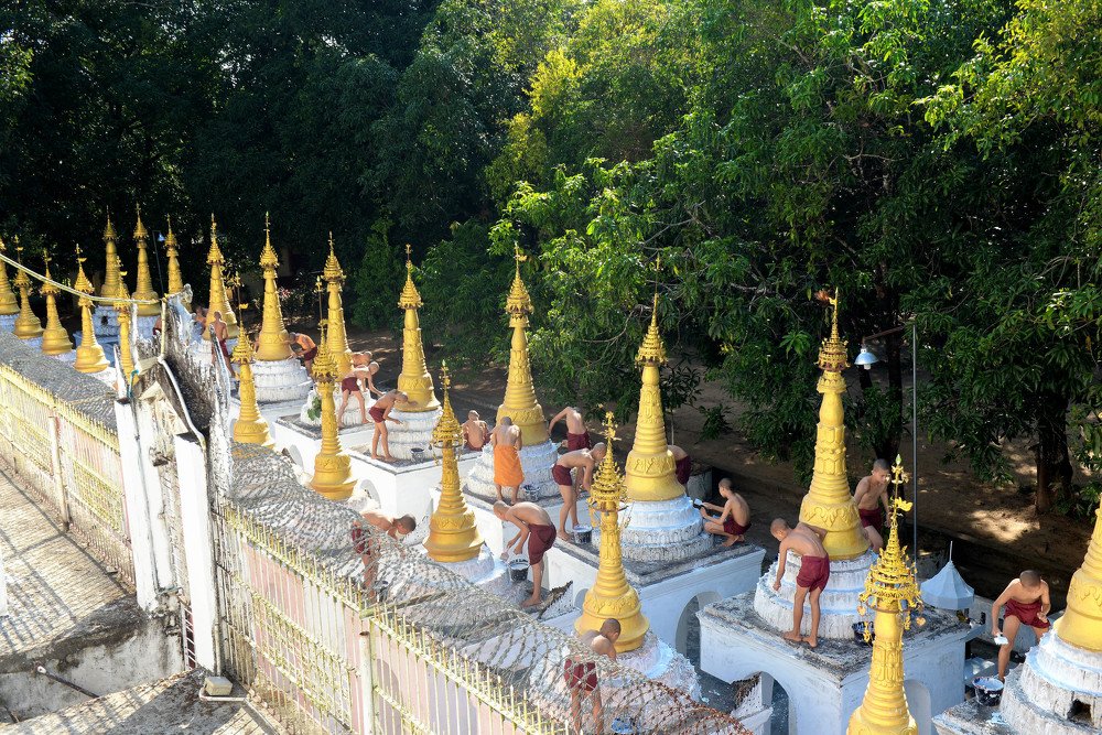 Photograph by  Nann Nyunt