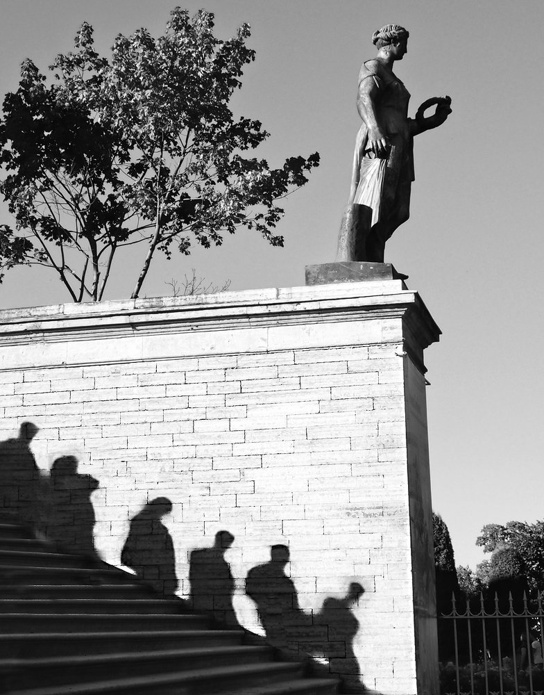 Вереница призраков. Камеронова галерея, Царское Село.