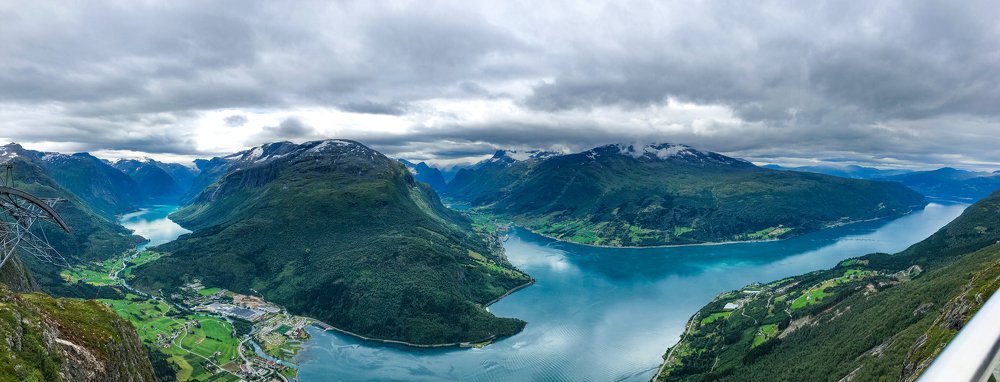 Photograph by Paulo Bites