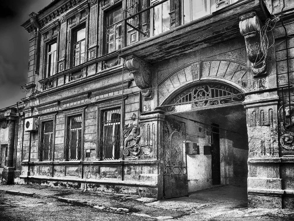 Таинство старинных подворотней...