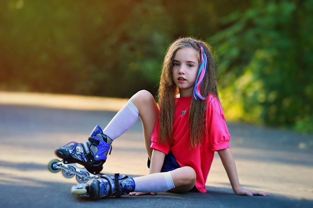 Sisters roller skating