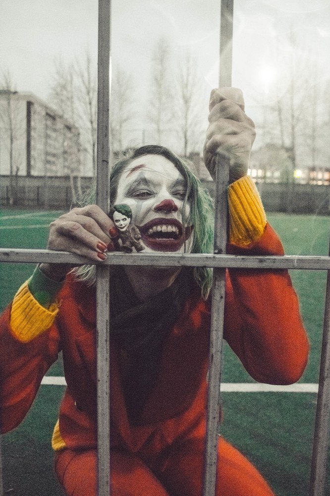 слезы сквозь смех. Джокер