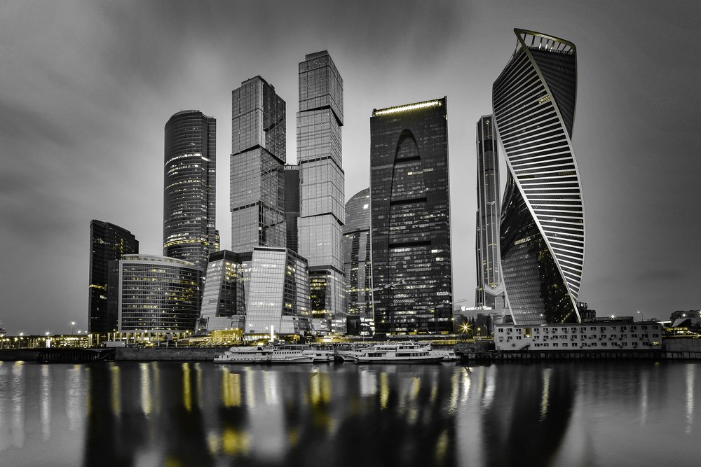 Огни современной Москвы