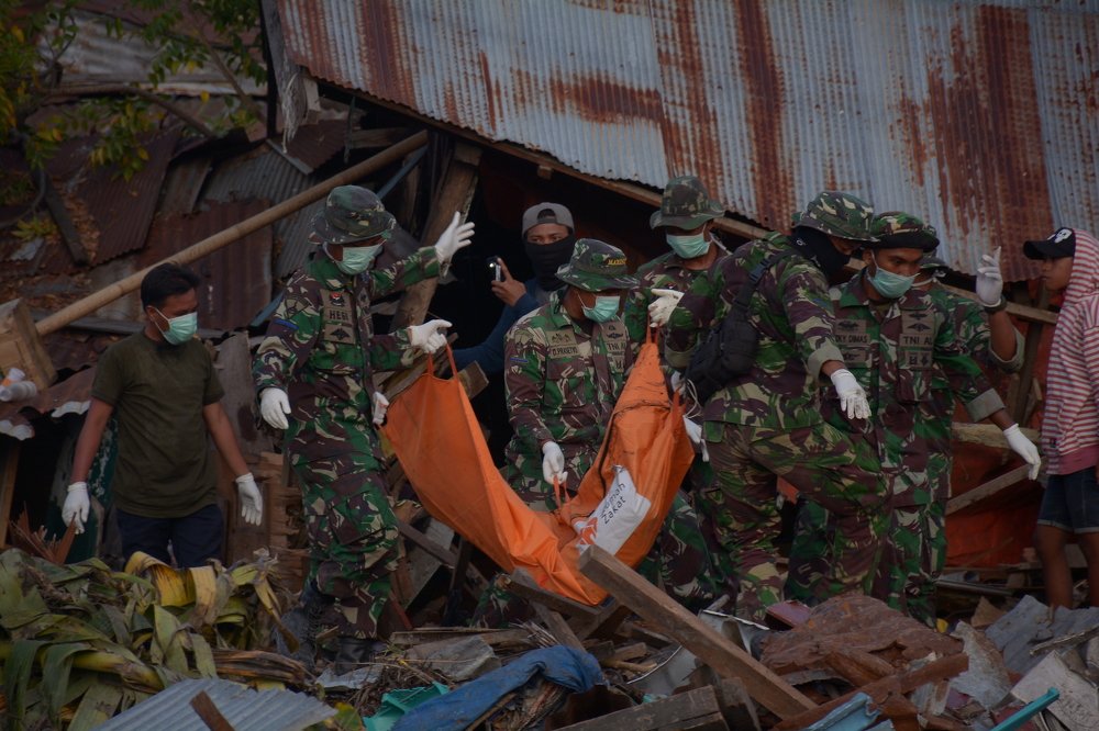 Search for Victims After the Earthquake and Tsunami 28 September 2018