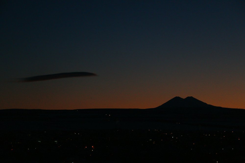 Эльбрус и облако