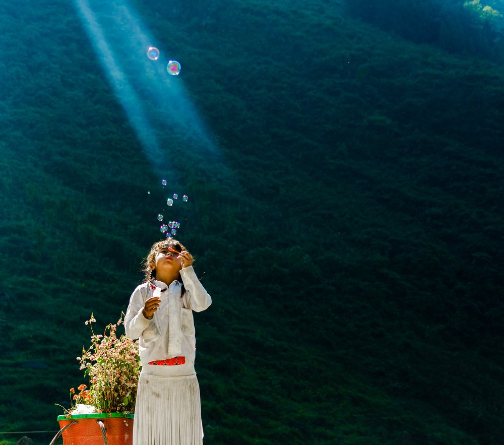 Photograph by Tuat Tran