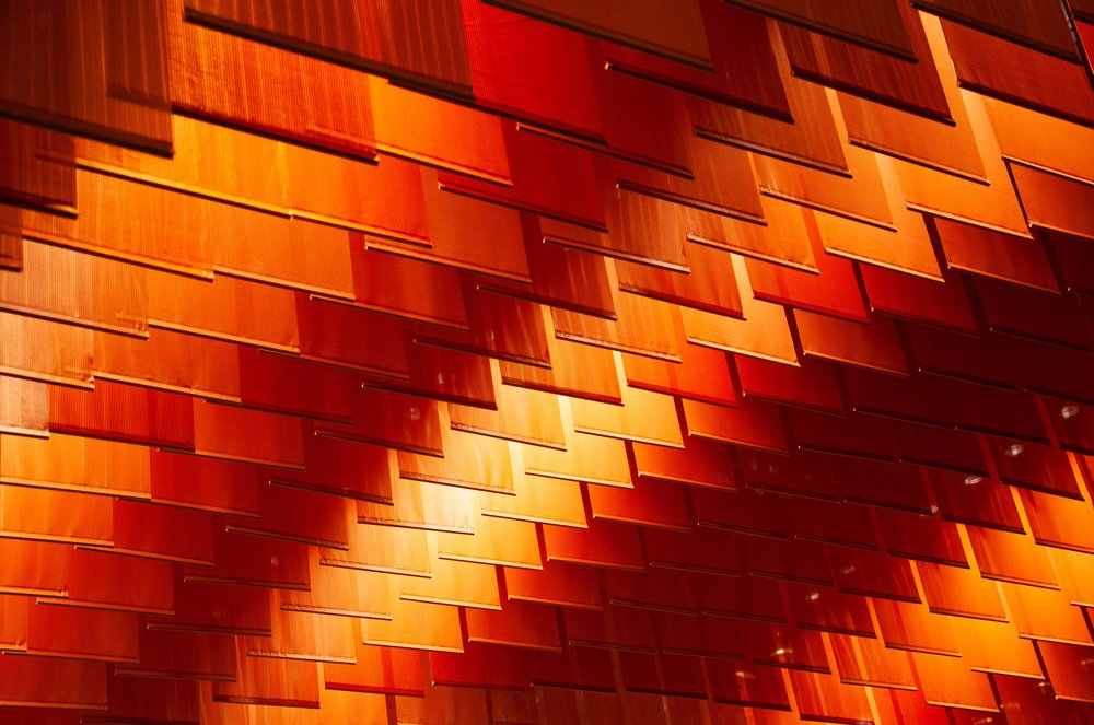 Lighted geometric pattern