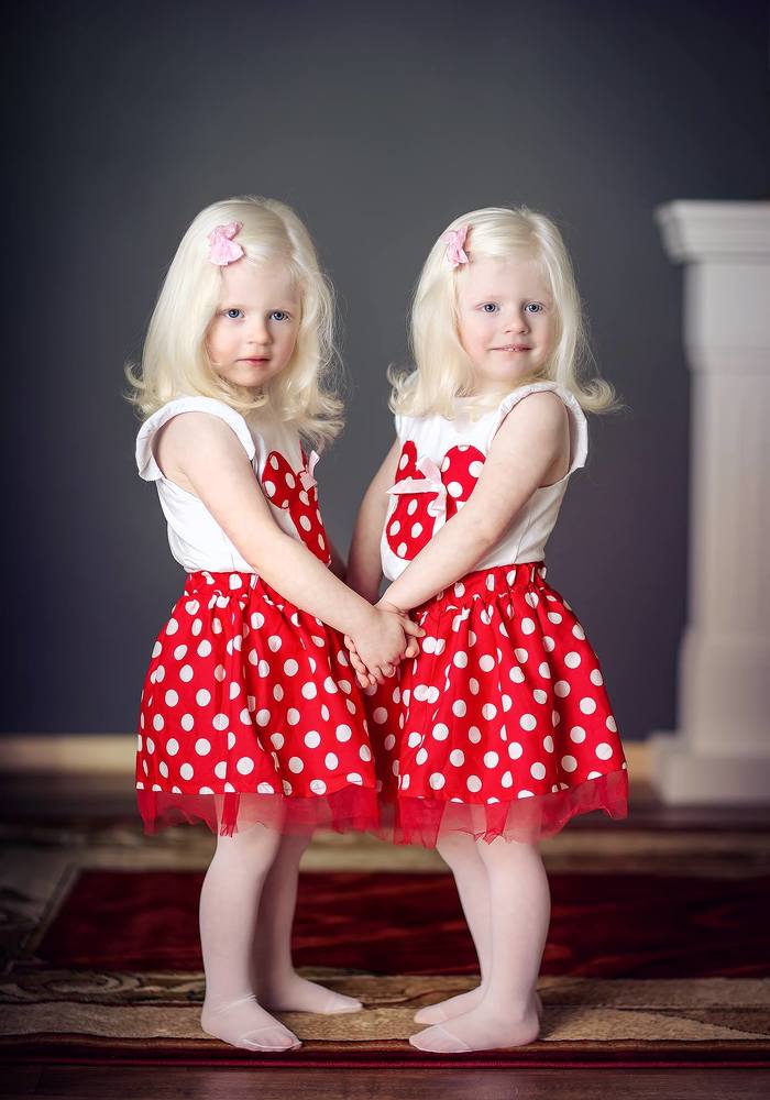 Photograph by Karīna Photographer