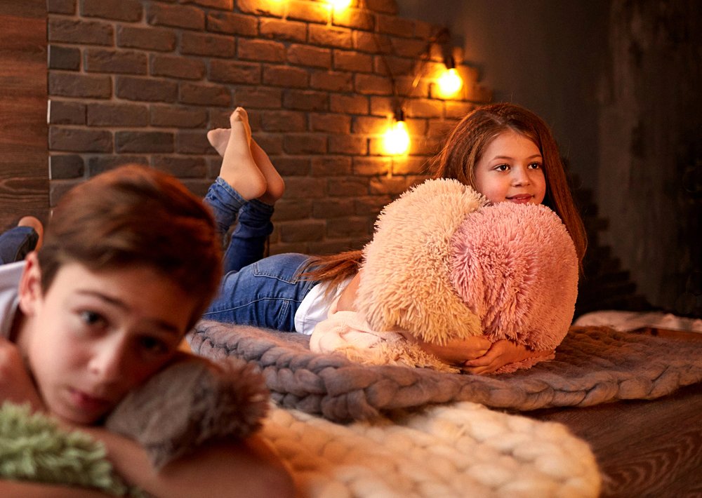 Брат и сестра