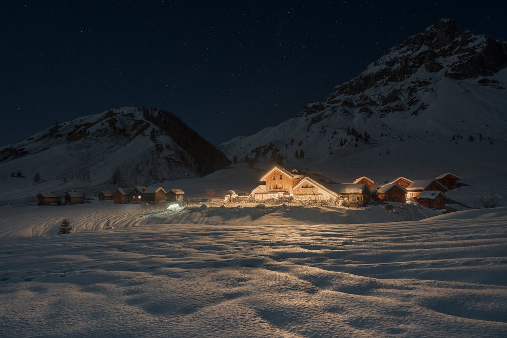 Photograph by Martin Rasom