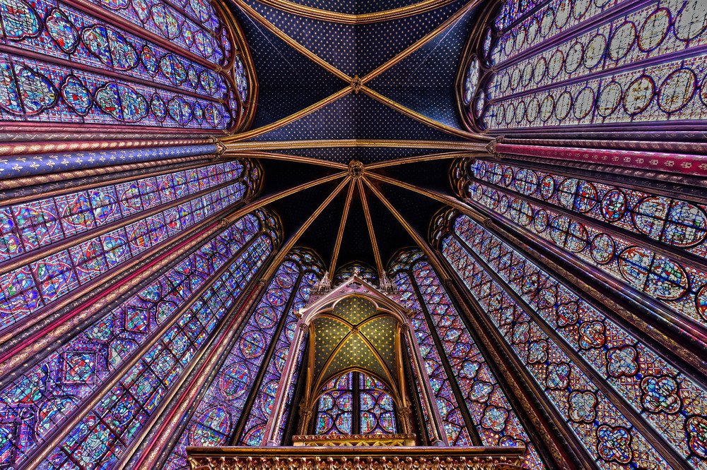 Photograph by SI SABER LOTFI