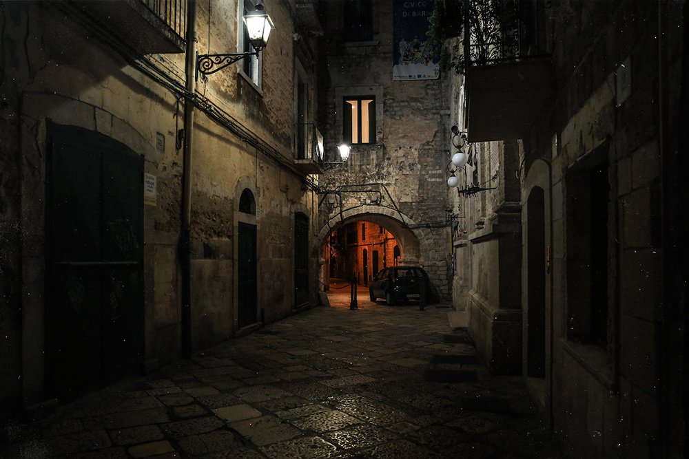 Вечерний Бари