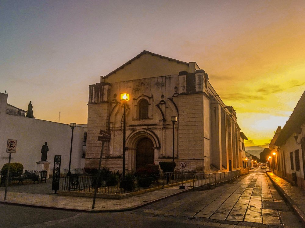 Фотография автора Armando Angulo