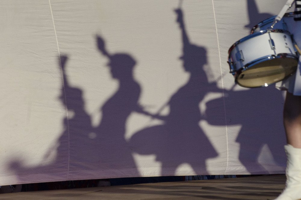 Тени на сцене