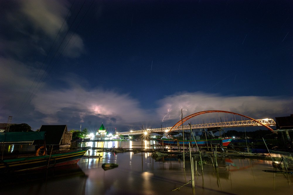 Photograph by  Deny Krisbiyantoro