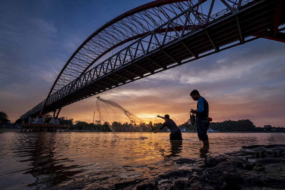 Photograph by  Deny Krisbiyantoro