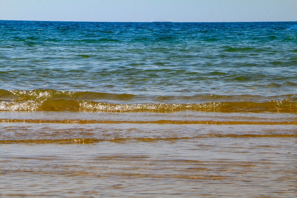 Photograph by  Afrooz