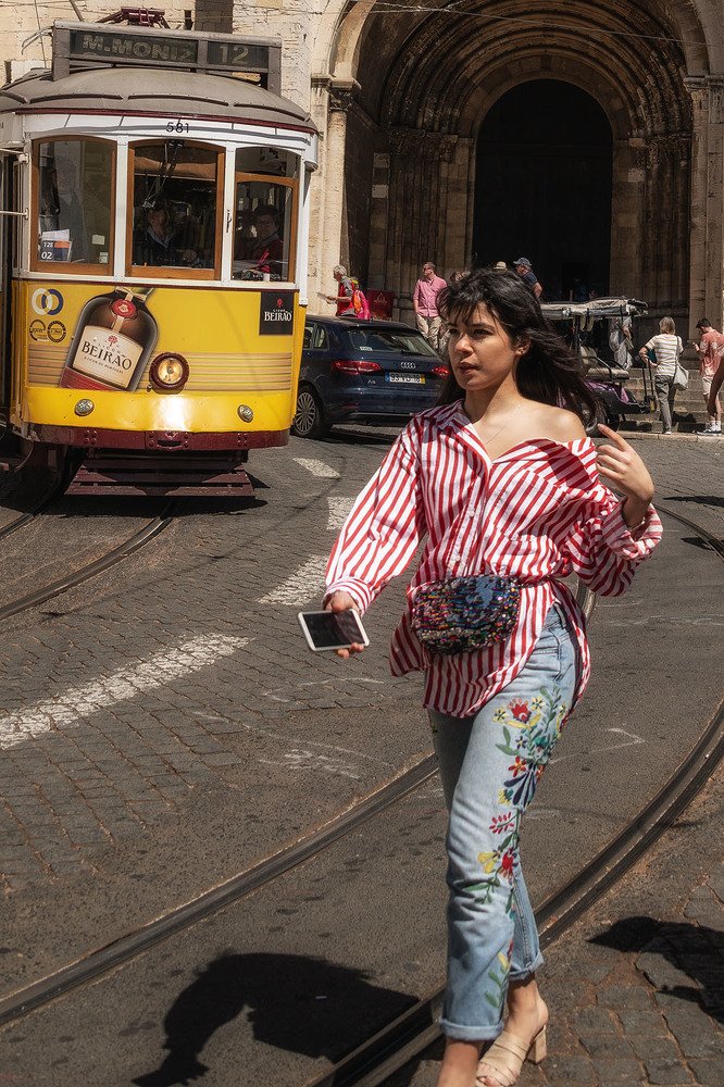 Я не такая - я жду трамвая