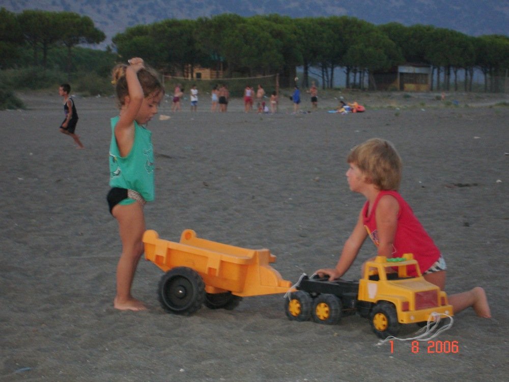 Photograph by Sajmir Laçej