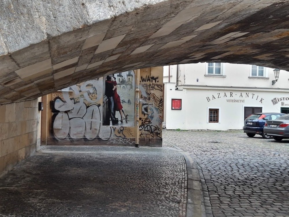 Photograph by Yurii Tofan