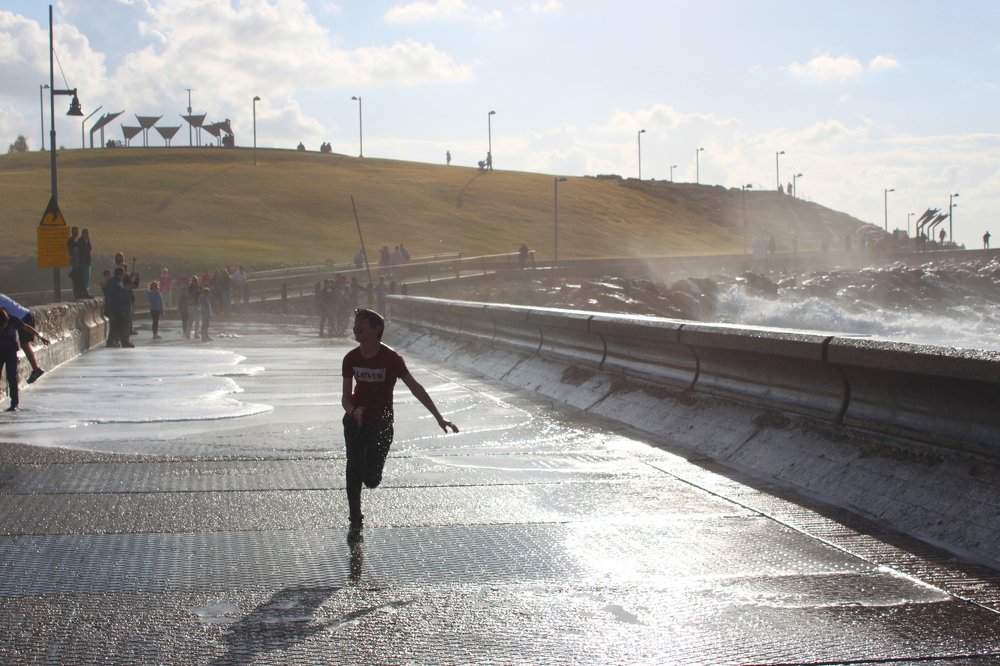 How to escape from the wave