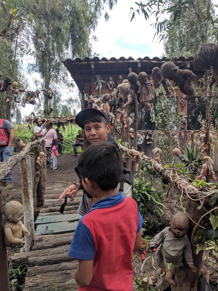 Photograph by Eliud Brancuzzy 12