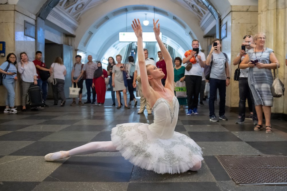 Театр в метро